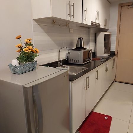 Sea Residences Moa Jaylord Place Manila Esterno foto