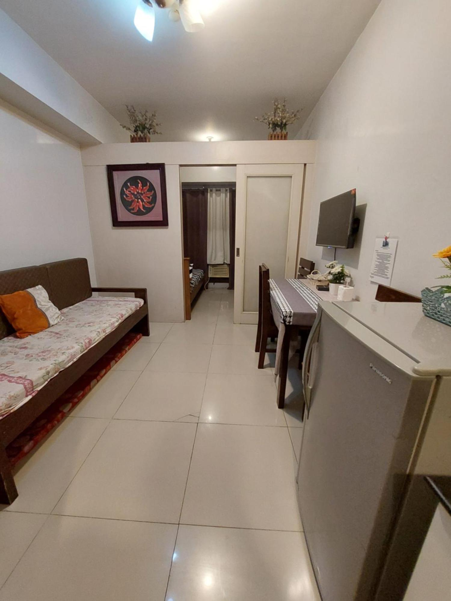 Sea Residences Moa Jaylord Place Manila Esterno foto