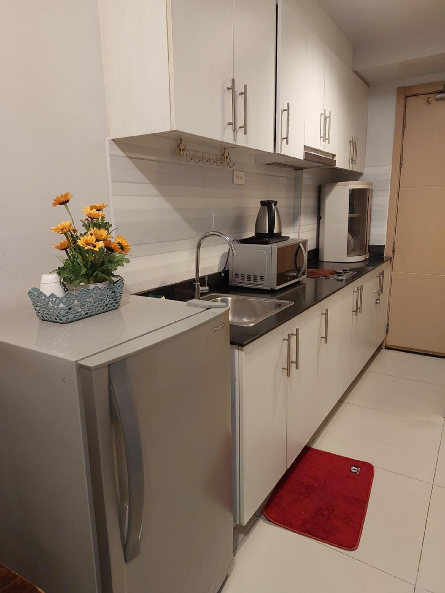 Sea Residences Moa Jaylord Place Manila Esterno foto